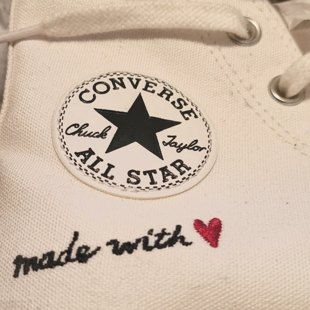 Converse 'Made with Love ❤️' sneakers